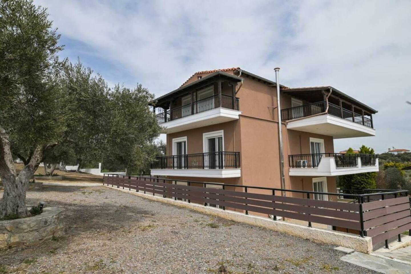 Oliva Apartments Mákri Exterior foto